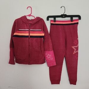✨️ 2/$20 // ATHLETIC WORKS: Kid's Athletic Set